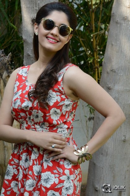 Surabhi-Interview-About-Express-Raja